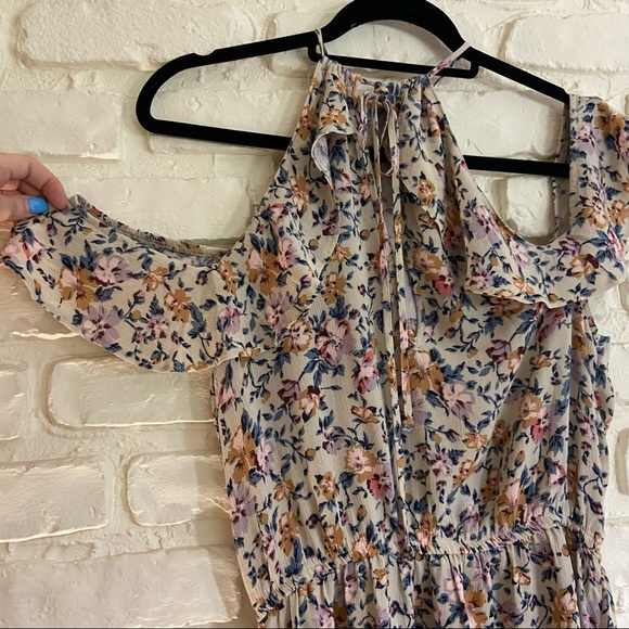 3/$15 American Eagle Floral Off-the-Shoulder Dress - Picture 8 of 9